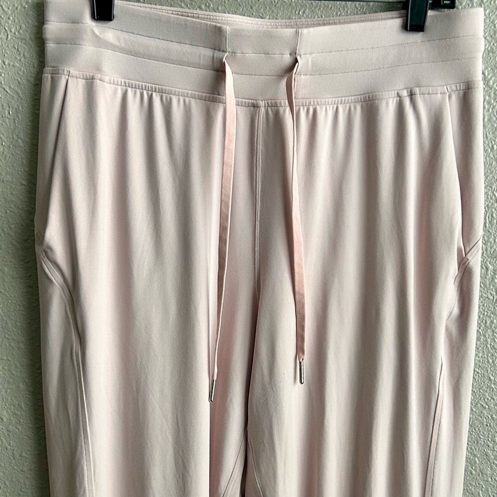 Lululemon Ready to Rulu Pink Classic Fit High Rise Jogger *7/8 Length - Picture 5 of 13